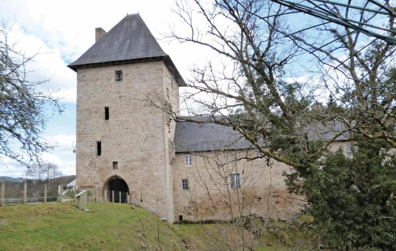 Awesome Home In Peyrat Le Chateau Bagian luar foto
